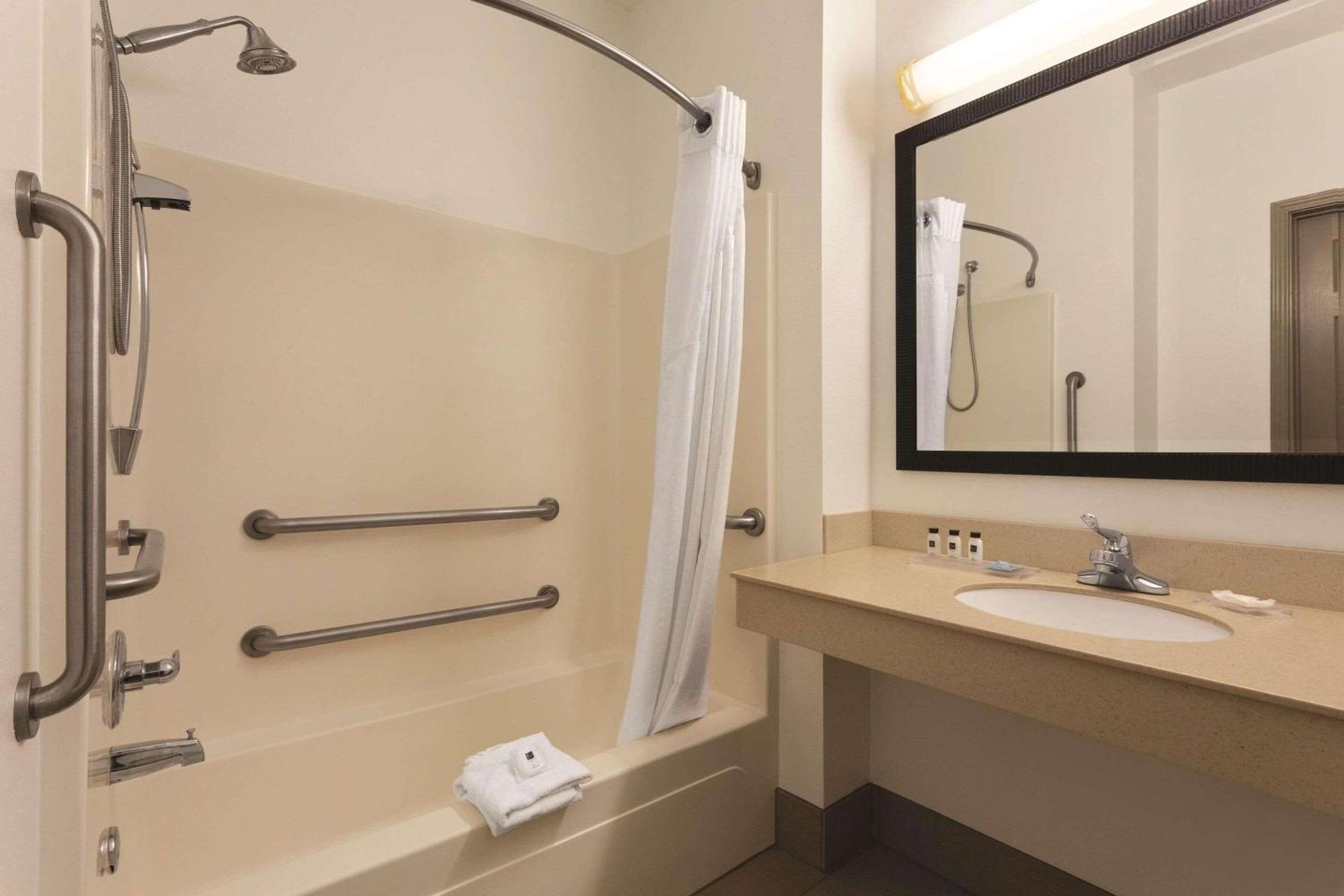 Country Inn & Suites By Radisson, Bryant Little Rock , Ar Dış mekan fotoğraf